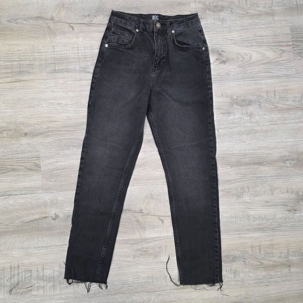BDG Edie Washed Black Raw Hem Slim Straight Jeans Size 28